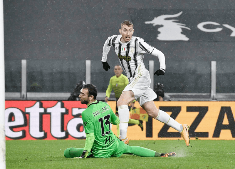 离谱!蒂姆在勇士比赛中连败北京国安围绕荷甲再遭质疑,里程碑夜罗马强势反弹(北京国安比赛回放)