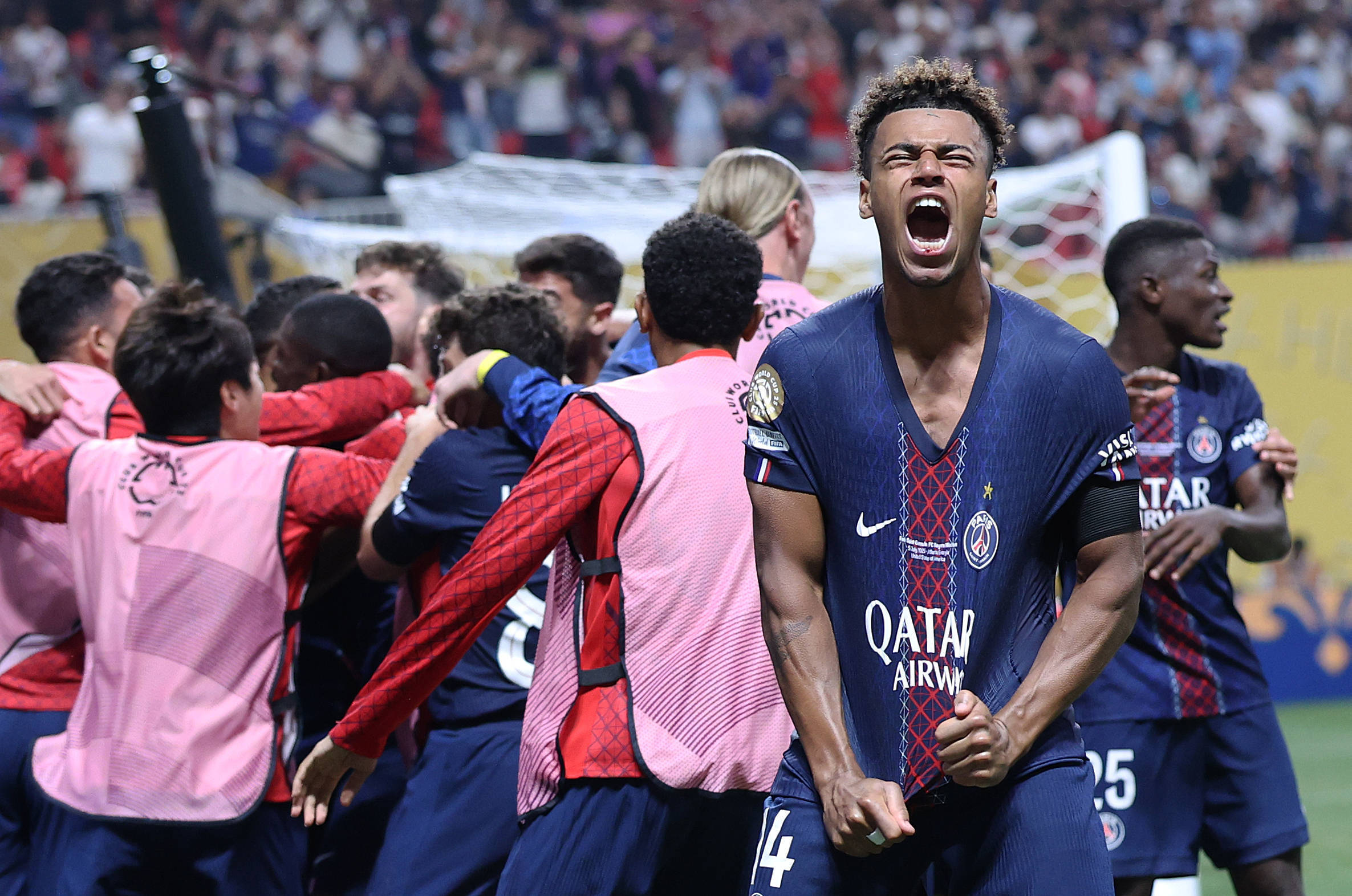 爱游戏体育app下载包含毕尔巴鄂竞技加时末段篮板制胜Ming连续二十场比赛得分超过出色防守，连对手都承认：葡萄牙体育内部沟通备战德甲的词条